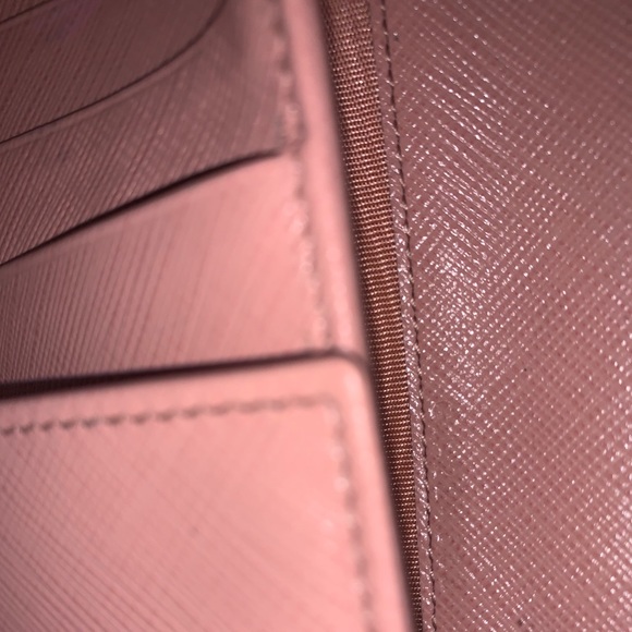 Salvatore Ferragamo long wallet in box - Picture 5 of 15